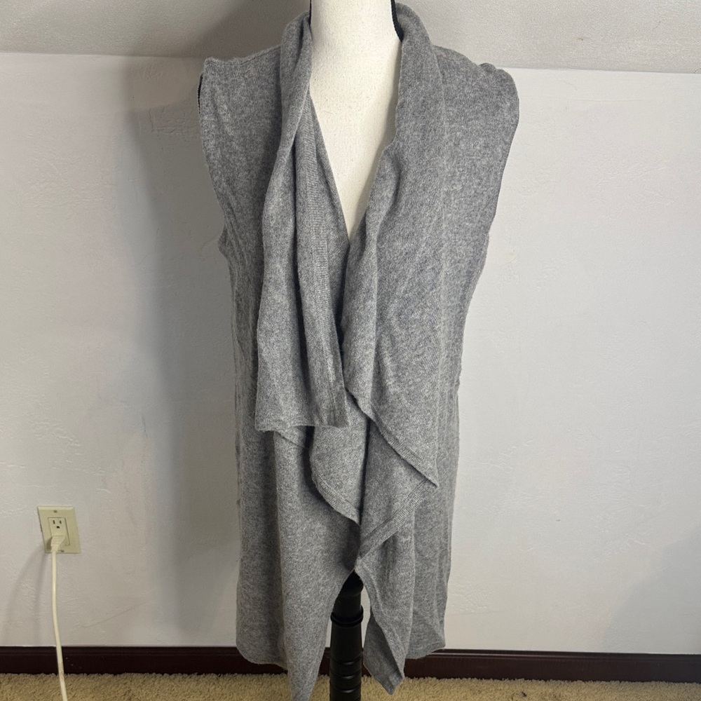 Halogen 100%  Cashmere Gray Women's Sweater Vest One Size